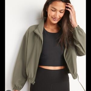 Old Navy active cropped jacket size XS